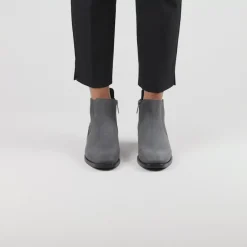 Discount Carmie Women Boots