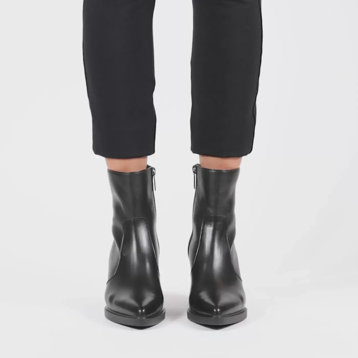 Online Cia Women Boots