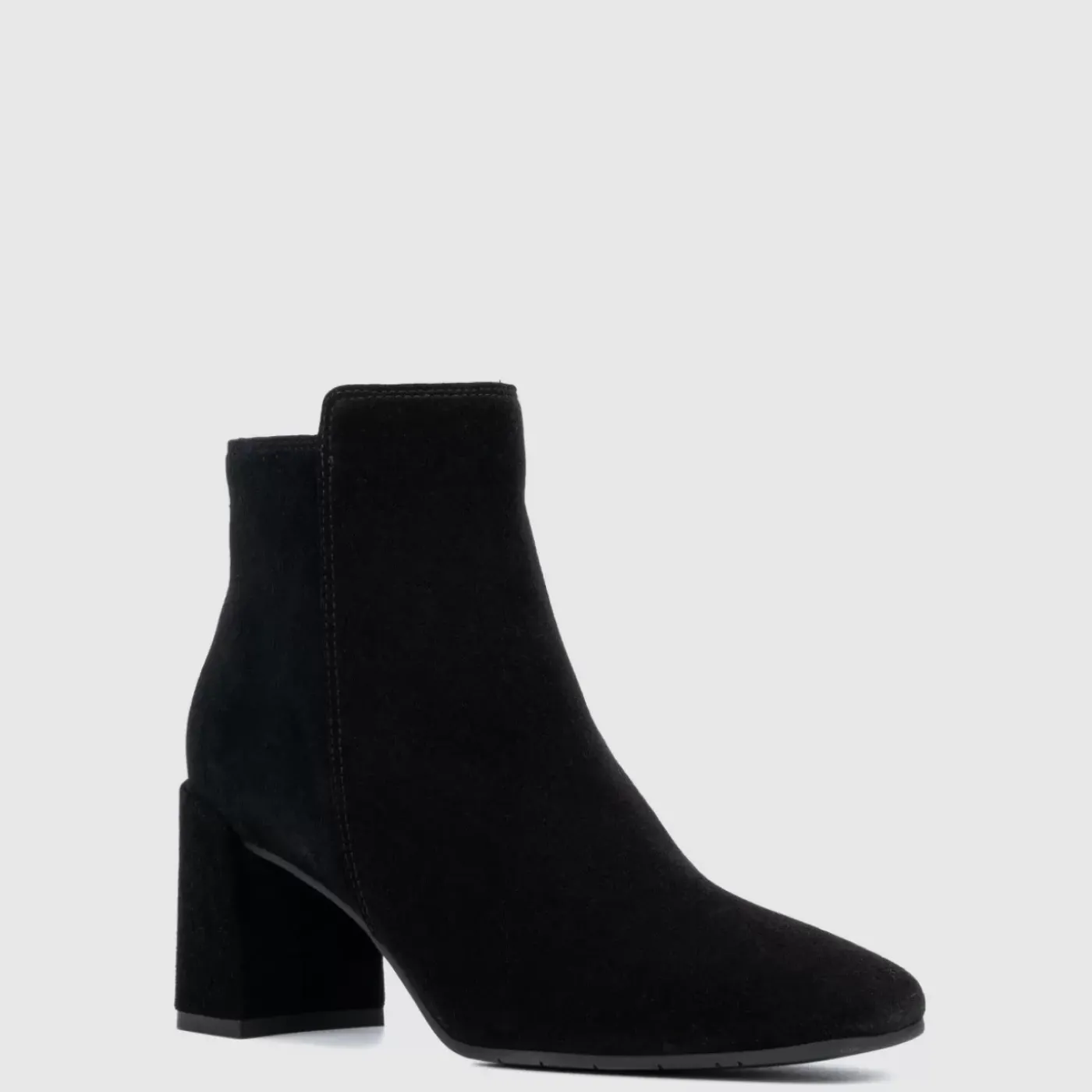 Hot Dolora Women Boots