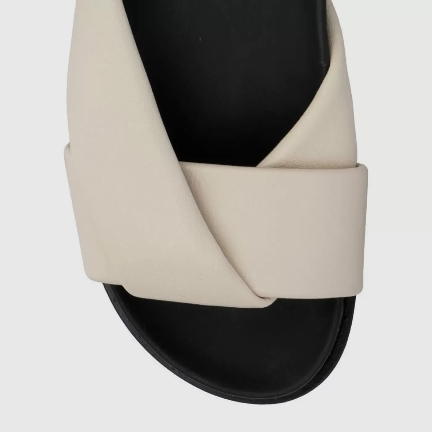 Sale Ileena Women Sandals