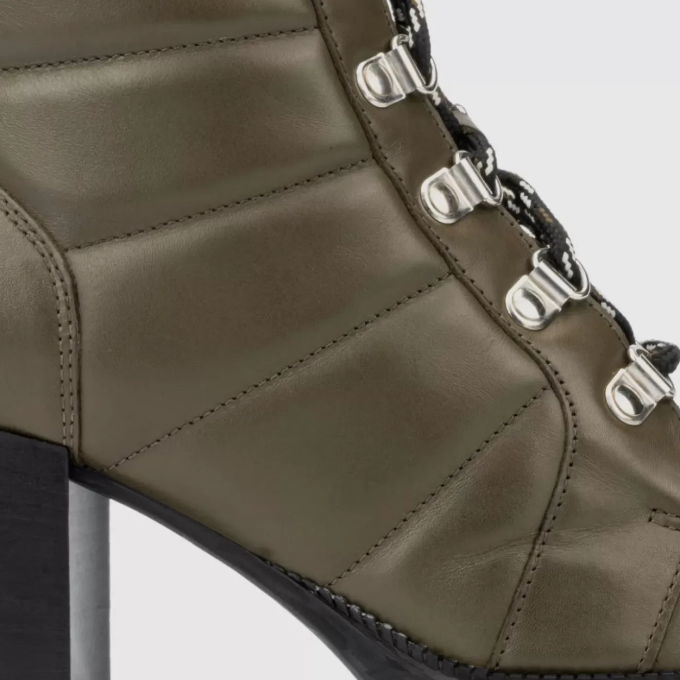 New Ivanya Women Boots