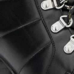 New Ivanya Women Boots