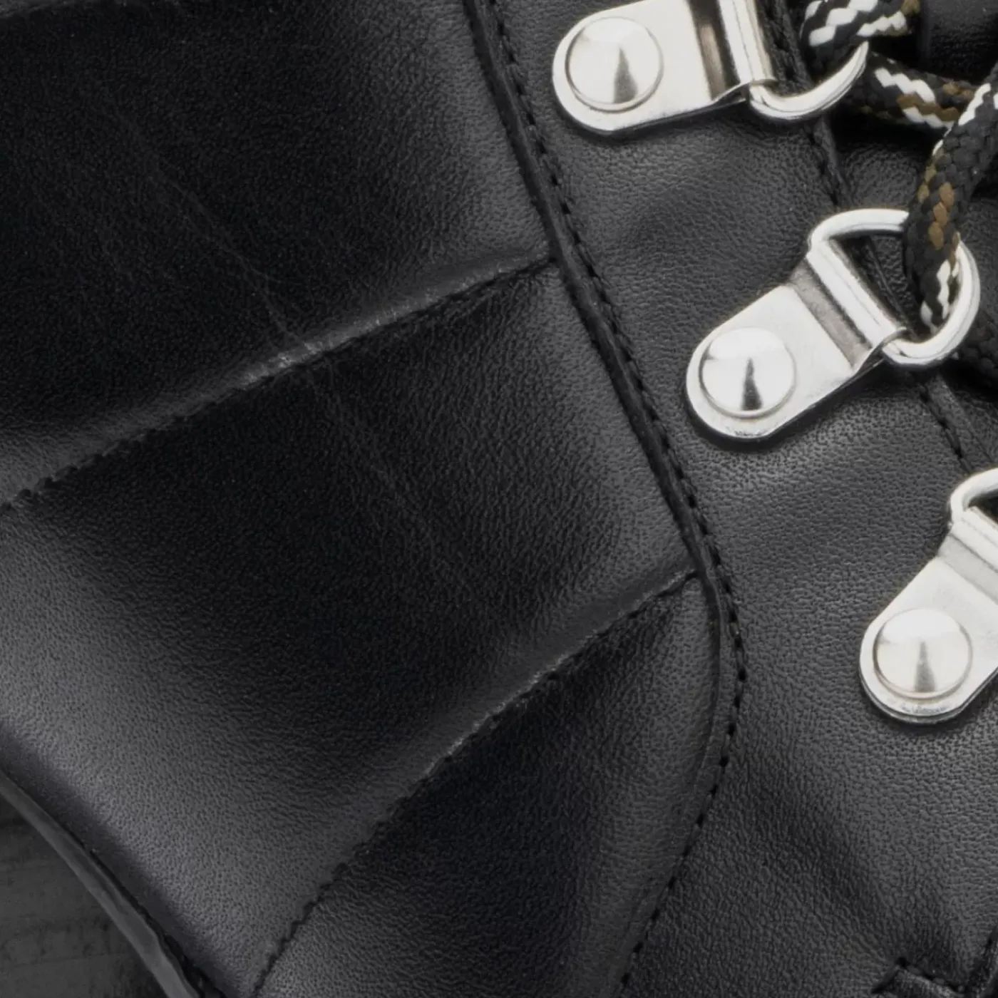 New Ivanya Women Boots