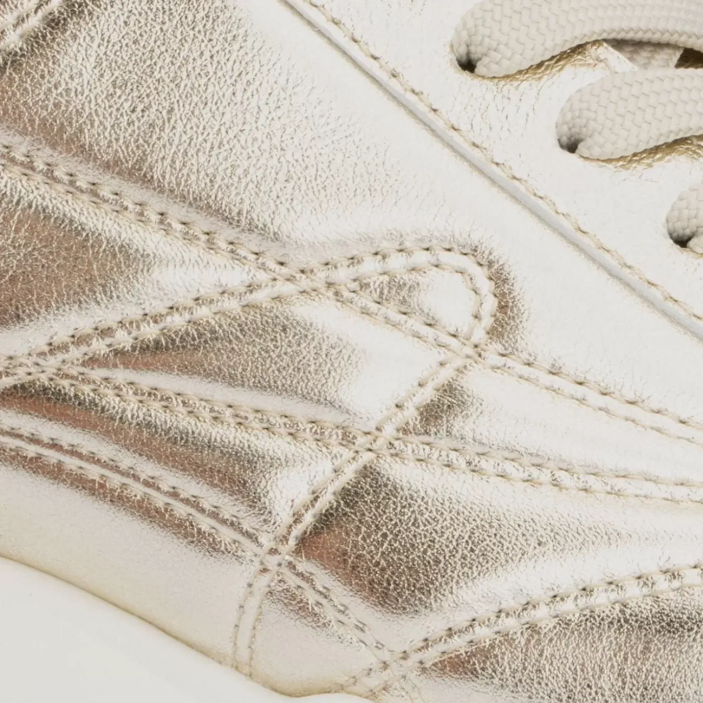 Lissandra Women Sneakers