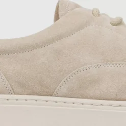 Lora Women Sneakers