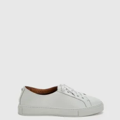 Hot Ollie Women Sneakers