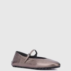Clearance Qlaire Women Flats