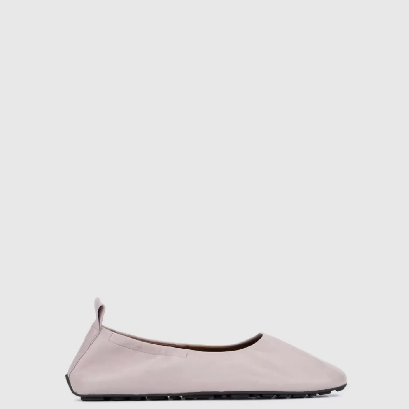 Clearance Quortney Women Flats