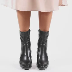 New Renisa Women Boots