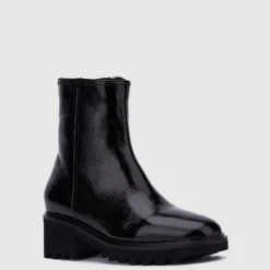 Saundra Women Boots