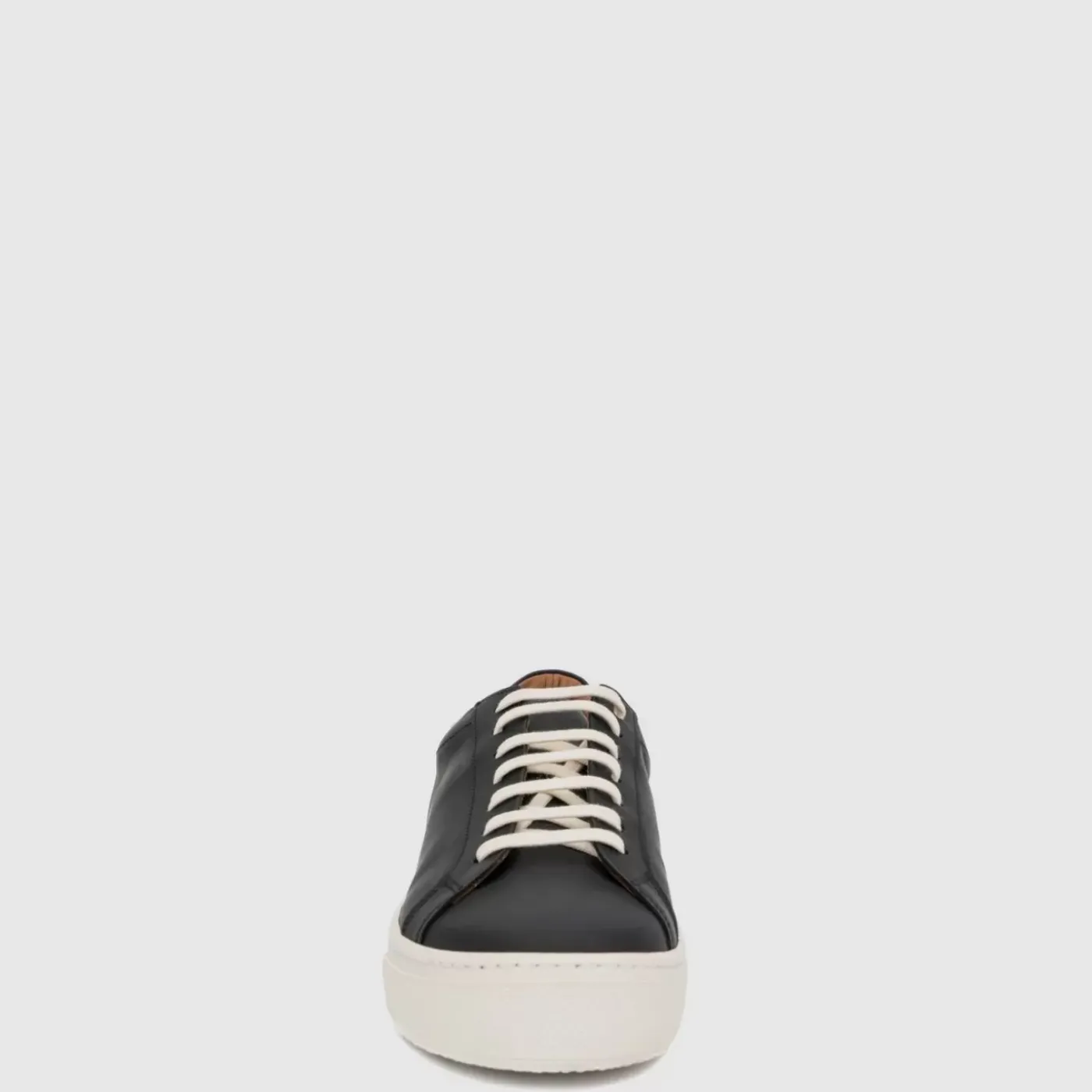 Online Vic Men Sneakers